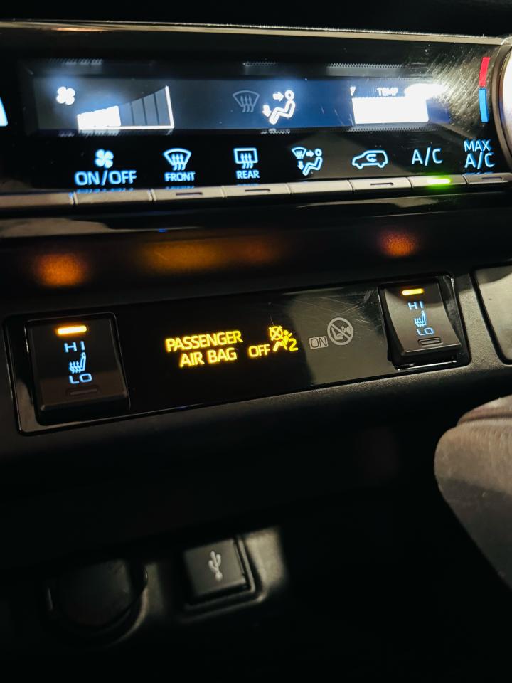 2021 Toyota RAV4 LE - Photo #16