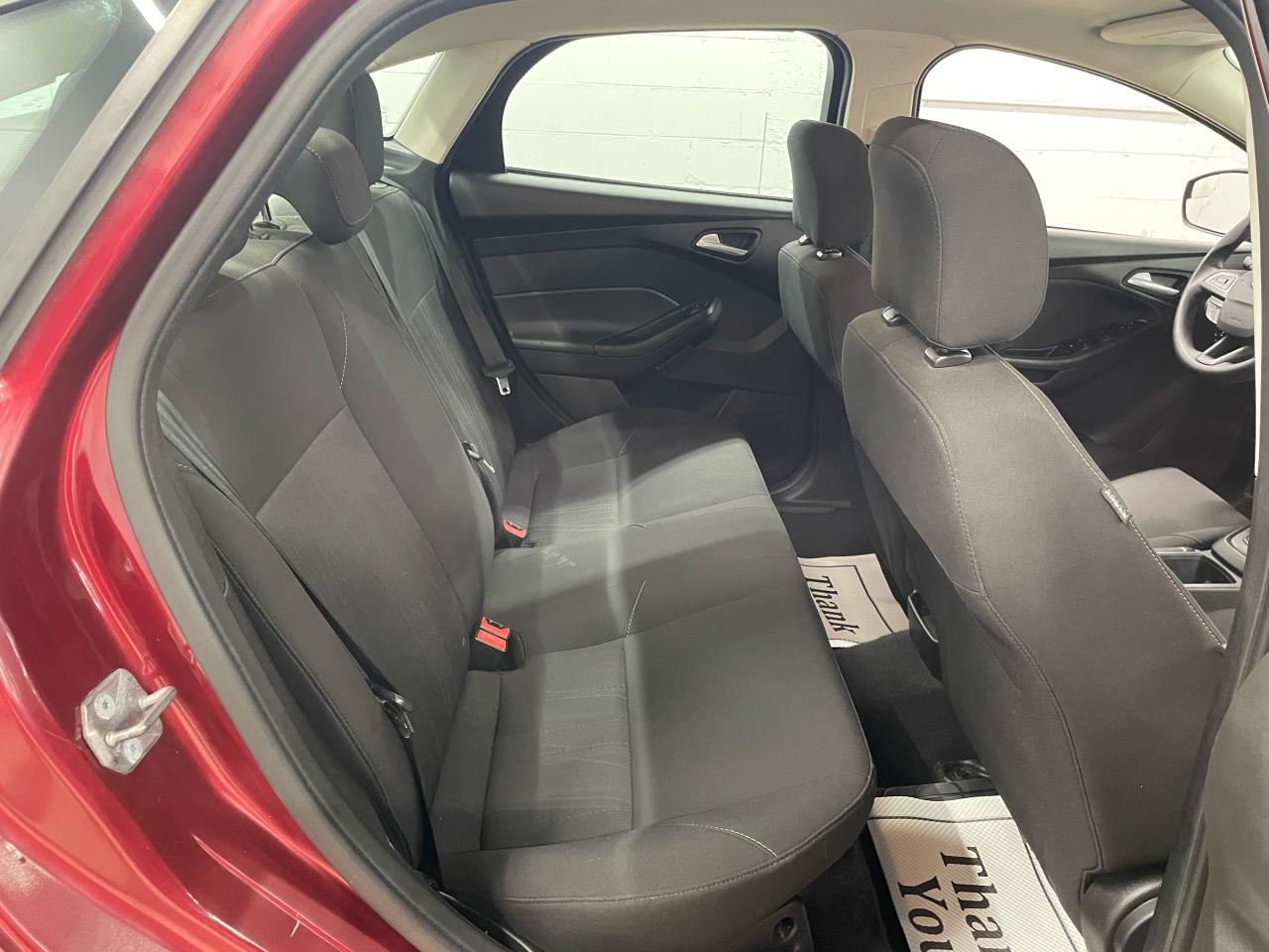 2016 Ford Focus SE Photo23