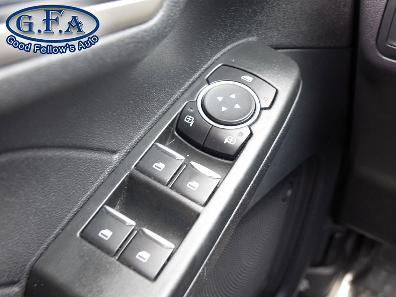 2022 Ford Escape SEL MODEL, AWD, LEATHER SEATS, NAVIGATION, REARVIE Photo17