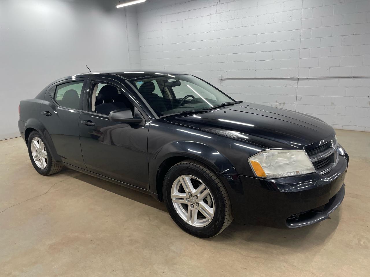 Used 2009 Dodge Avenger SXT for sale in Guelph, ON