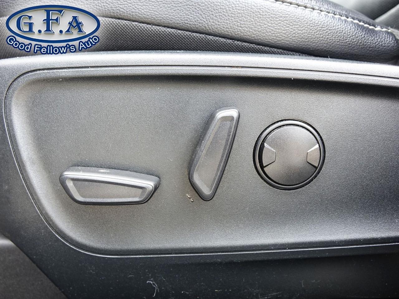 2022 Ford Escape SEL MODEL, AWD, LEATHER SEATS, NAVIGATION, REARVIE - Photo #8
