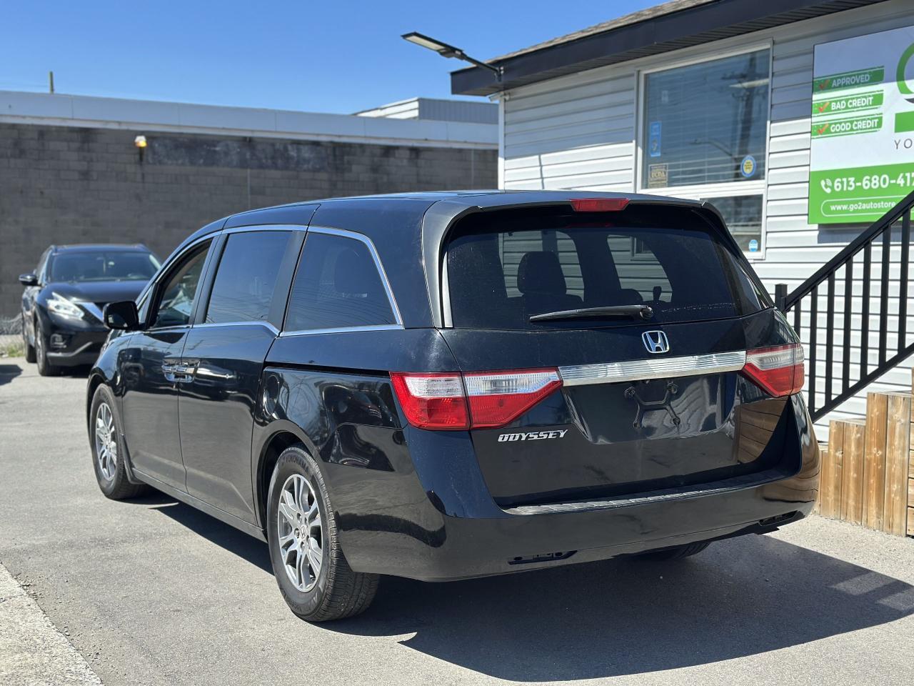 2013 Honda Odyssey EX - Photo #4