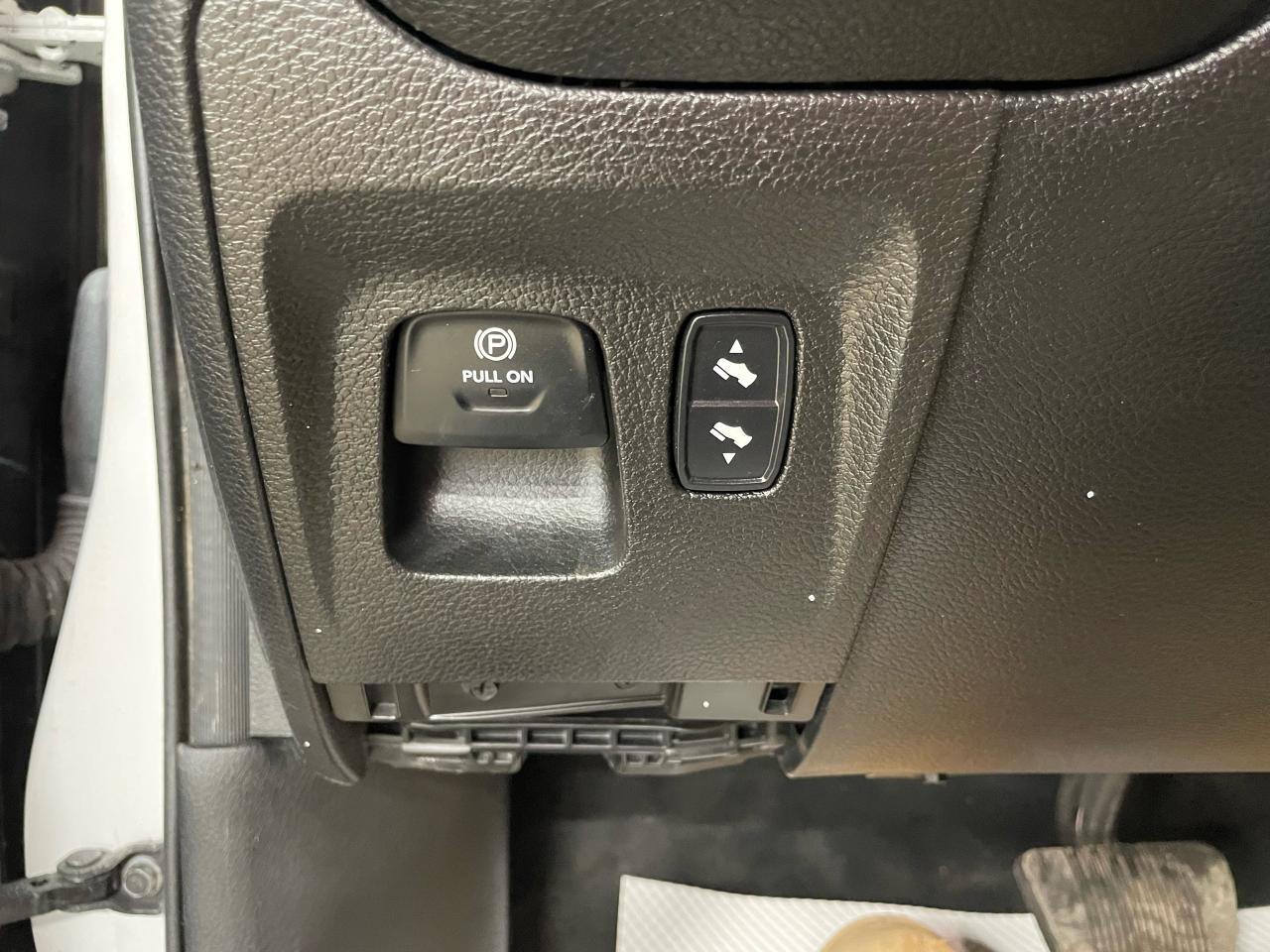 2021 RAM 1500 SPORT 4X4 CREW CAB 5'7" BOX Photo14