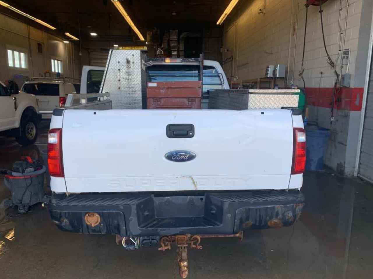 2016 Ford F-350 Super Duty - Photo #5