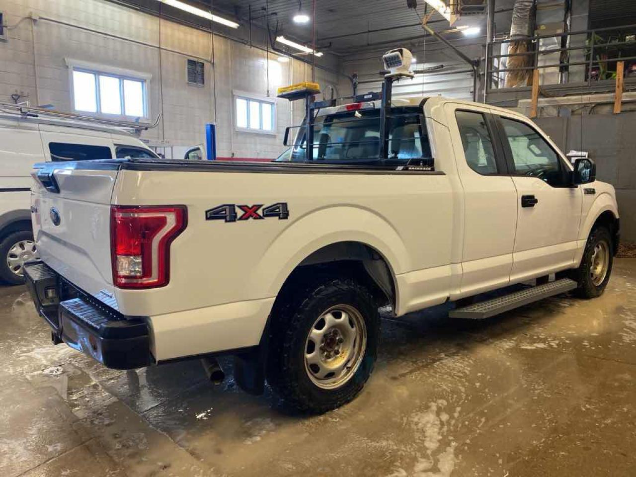 2016 Ford F-150 SUPER CAB - Photo #4