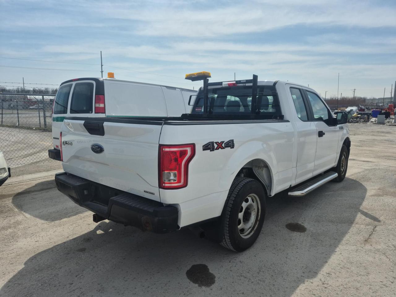 2016 Ford F-150 SUPER CAB - Photo #4