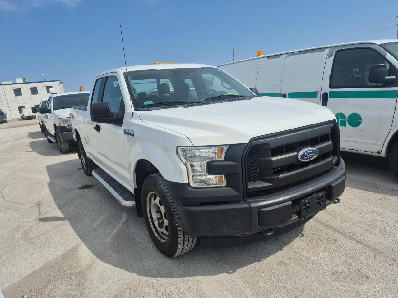 2016 Ford F-150 SUPER CAB - Photo #3