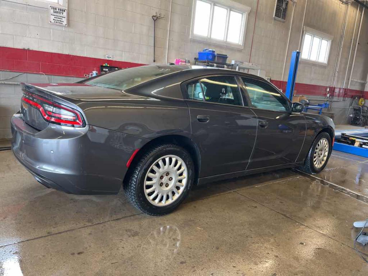 2018 Dodge Charger Police - Photo #4