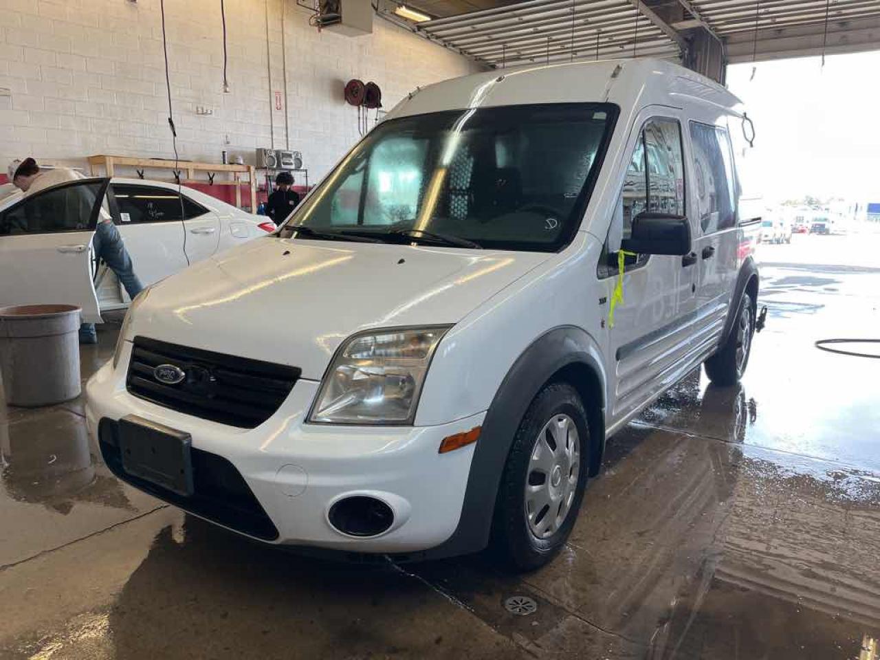 Used 2012 Ford Transit Connect XL for sale in Innisfil, ON