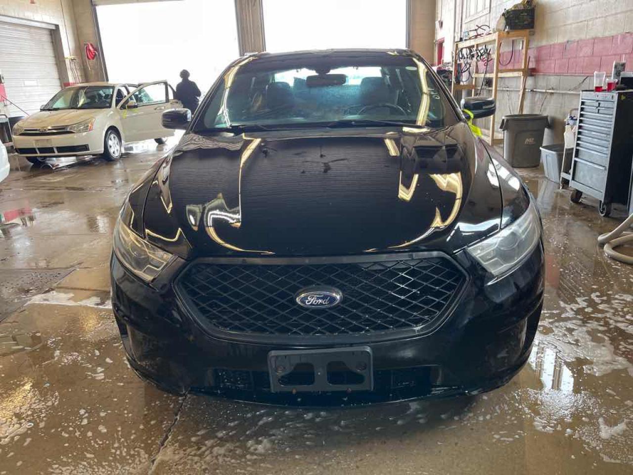 2015 Ford Taurus Police Inte - Photo #2
