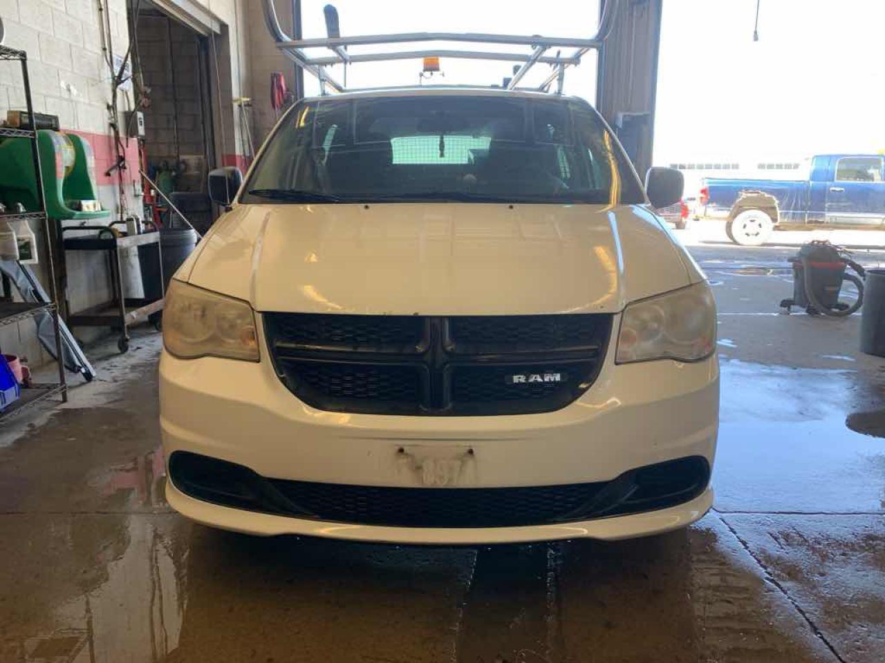 2014 RAM TRADESMAN  - Photo #2