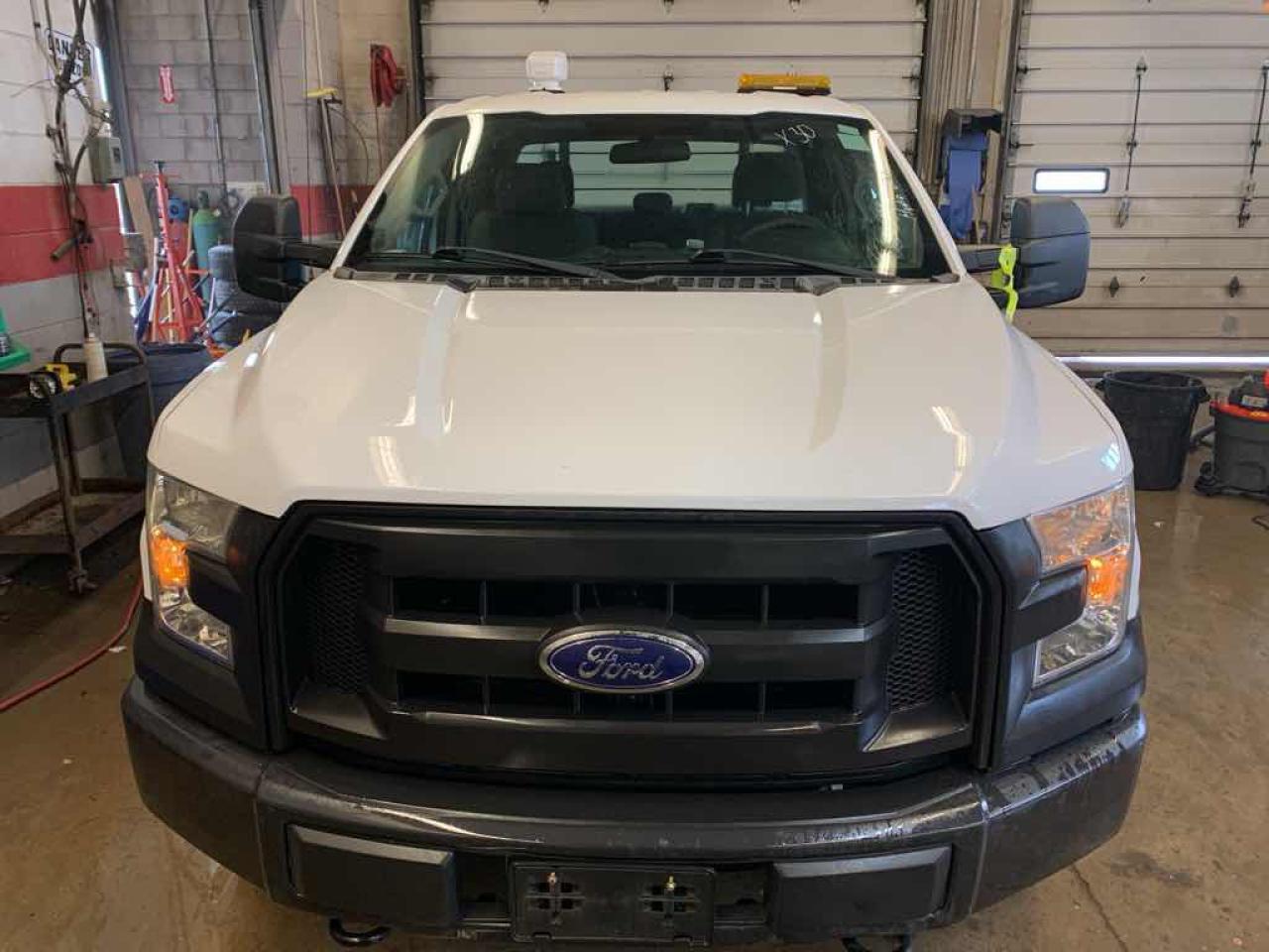 2016 Ford F-150 SUPER CAB - Photo #2