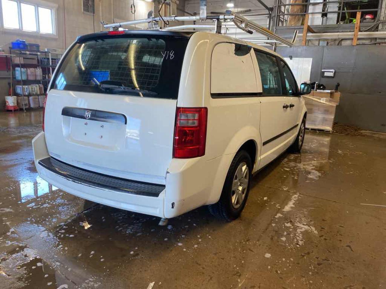 2010 Dodge Grand Caravan C. V - Photo #4