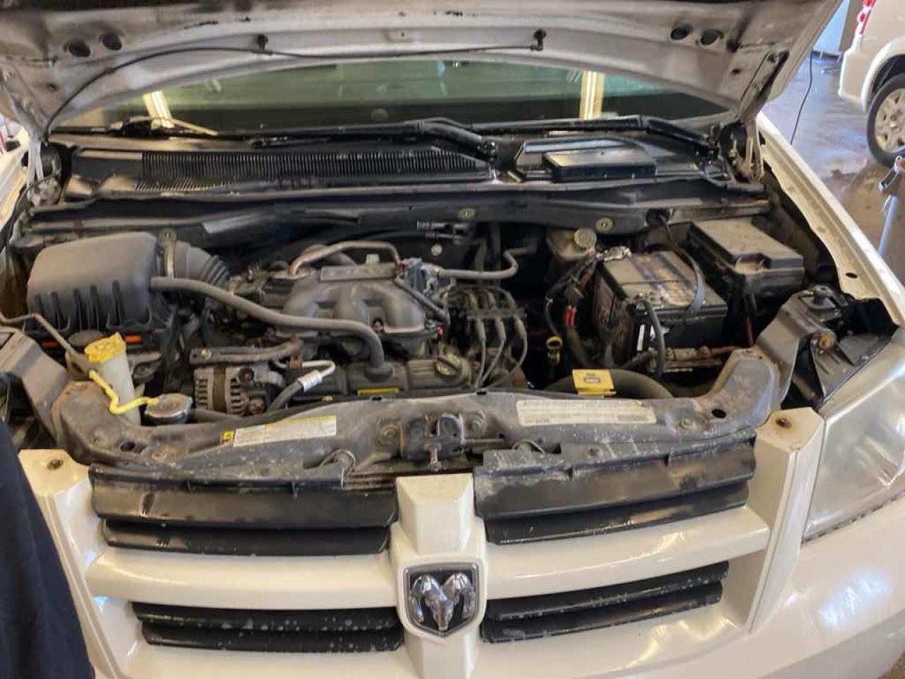 2010 Dodge Grand Caravan C. V - Photo #7