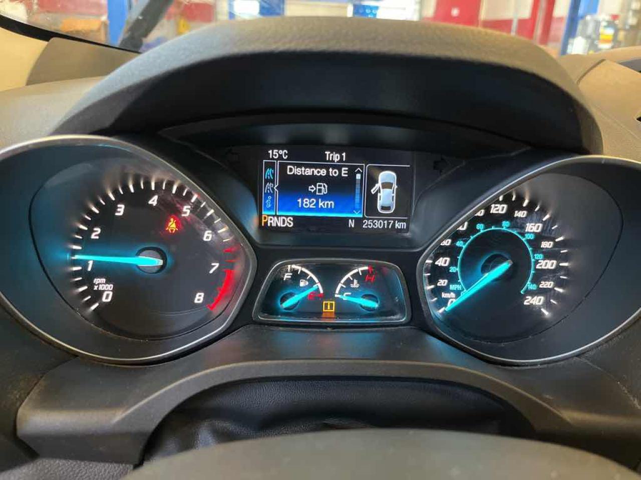 2016 Ford Escape SE - Photo #9