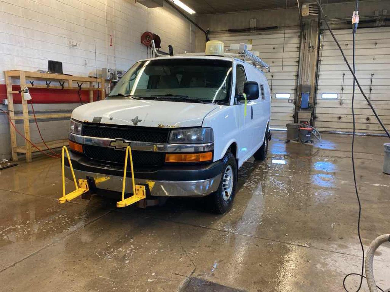 Used 2010 Chevrolet Express G3500 for sale in Innisfil, ON