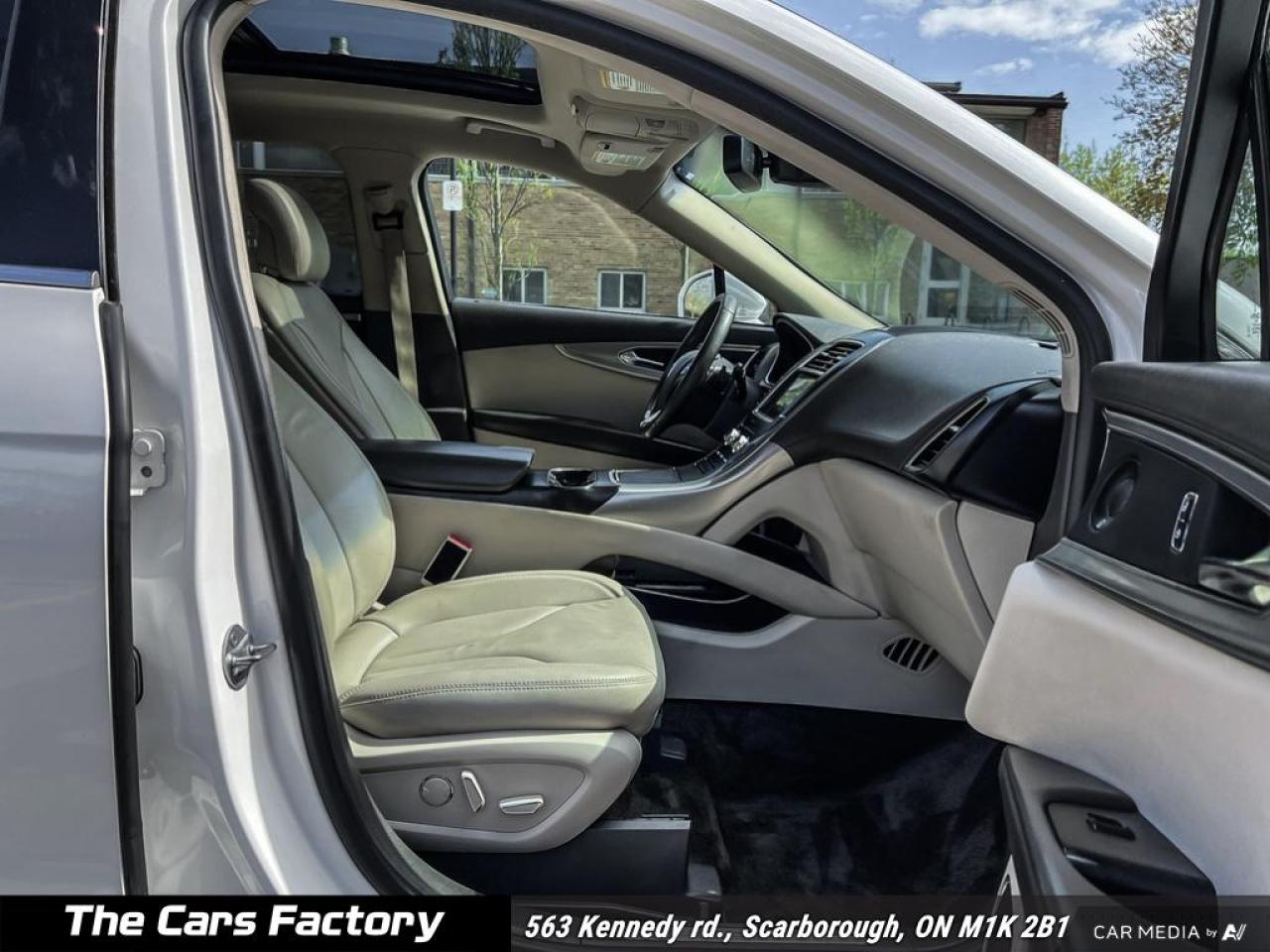 2016 Lincoln MKX Reserve AWD 1-Owner No Accident! - Photo #22