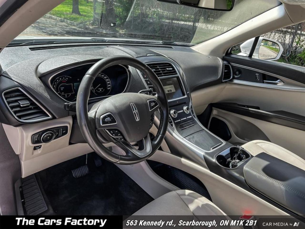 2016 Lincoln MKX Reserve AWD 1-Owner No Accident! - Photo #11