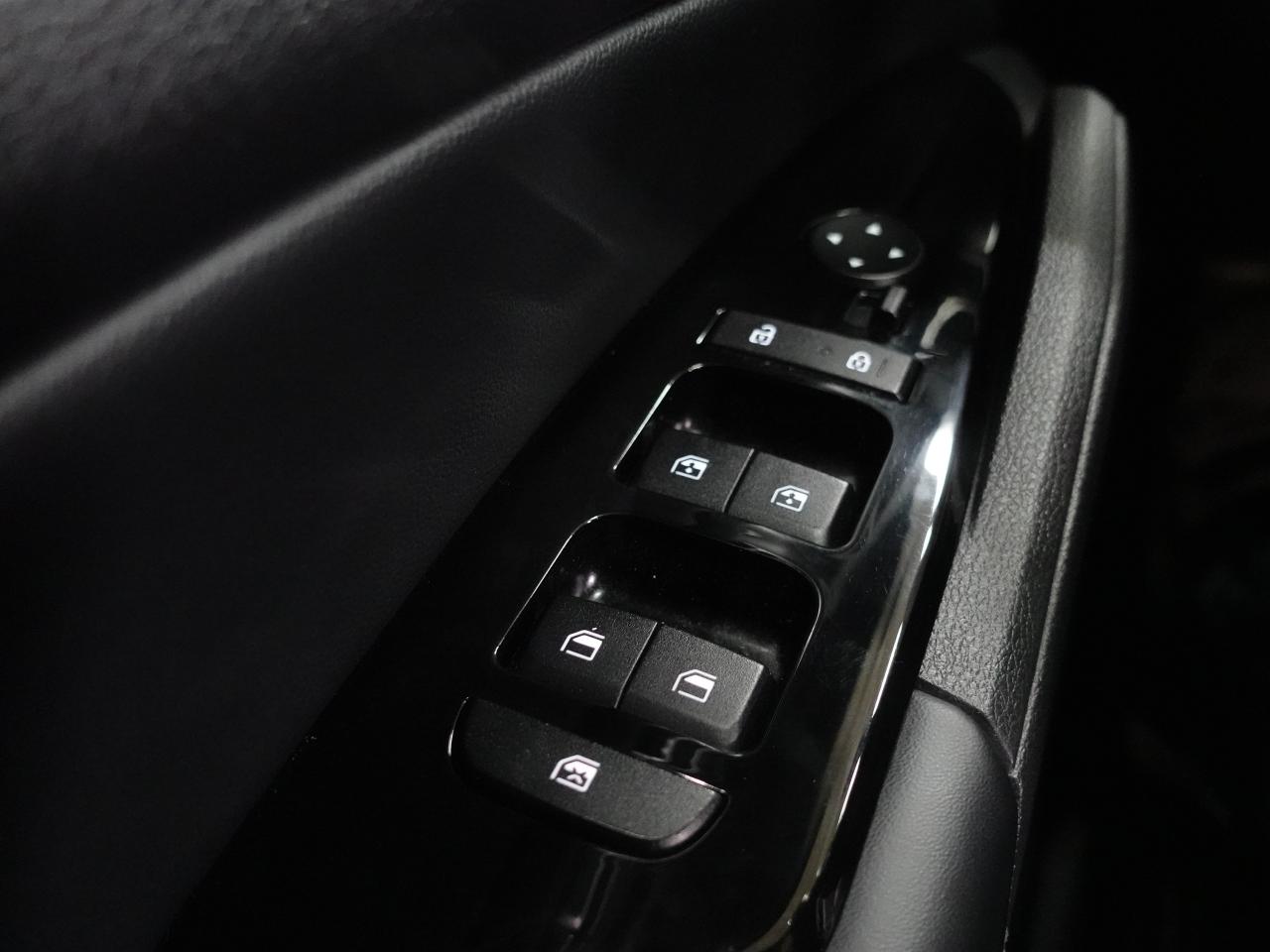 2023 Kia Sportage X-LINE LIMITED | AWD | Nav | Sunroof | CarPlay
