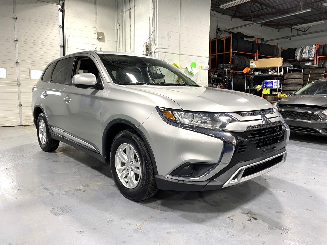 2019 Mitsubishi Outlander ES - Photo #7