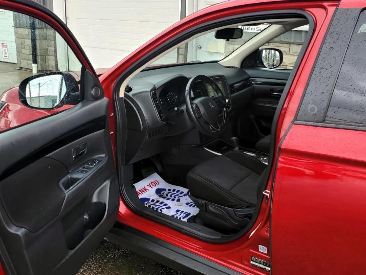 2020 Mitsubishi Outlander ES-AWD-"NO TAX SALE-MAX $2000-LTD TIME ONLY" Photo