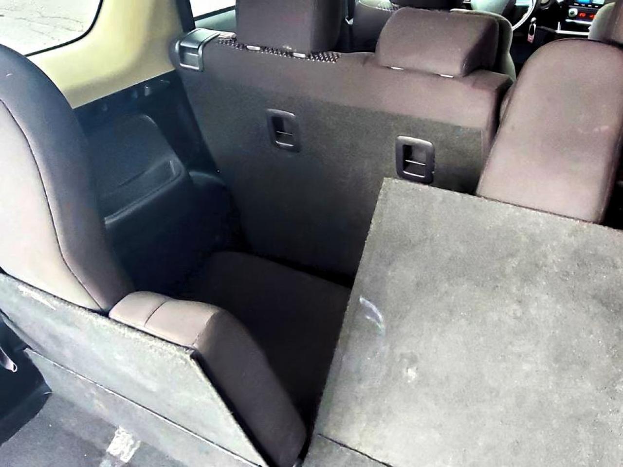 2020 Mitsubishi Outlander ES-AWD-"NO TAX SALE-MAX $2000-LTD TIME ONLY" - Photo #15