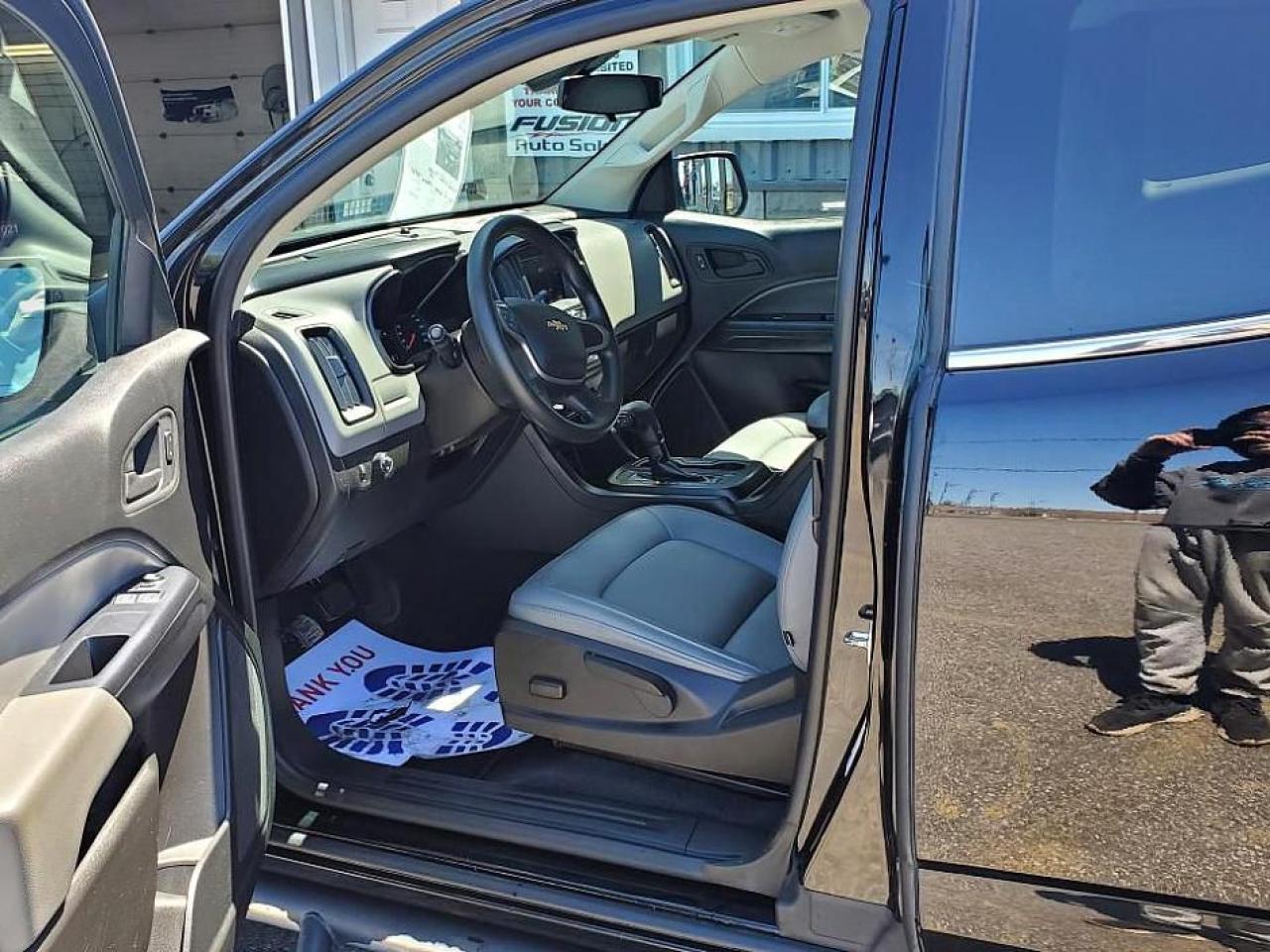 2020 Chevrolet Colorado 2WD-MATCHING TOPPER-REAR CAMERA-BLUETOOTH-ALLOYS - Photo #9