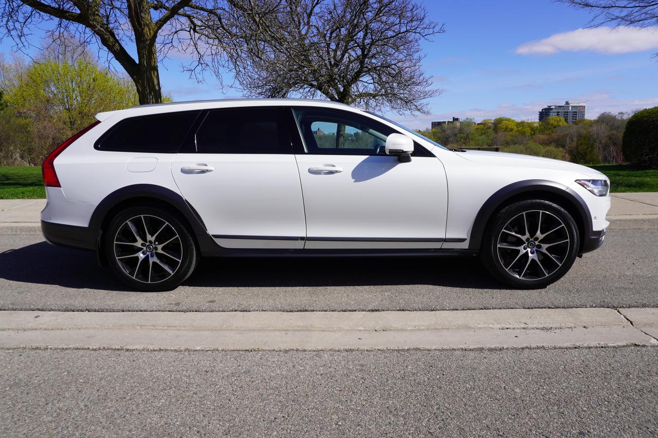 2018 Volvo V90 T6 CROSS COUNTRY / NO ACCIDENTS / WELL SERVICED Photo4
