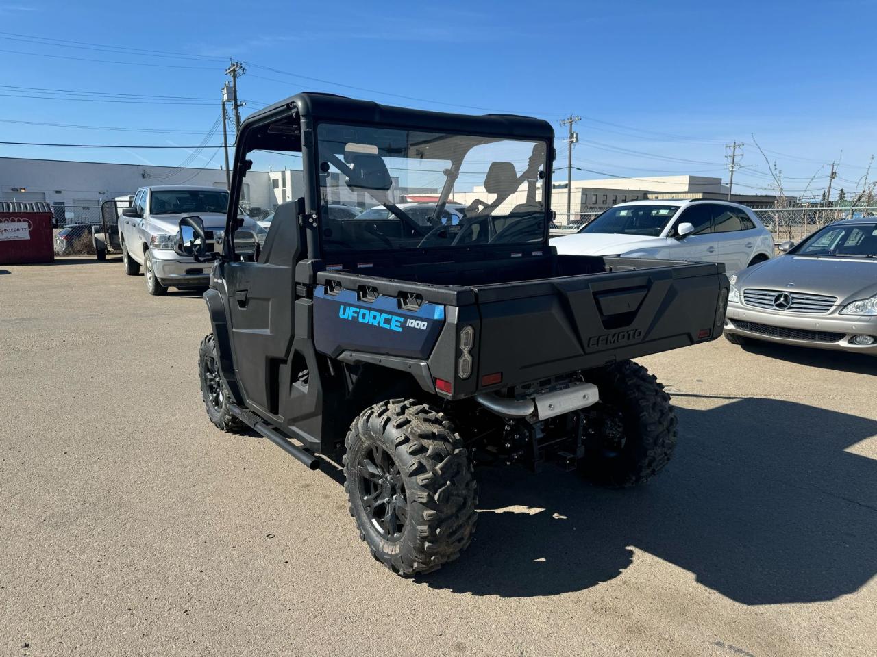 2023 CFMOTO UFORCE 1000  - Photo #8