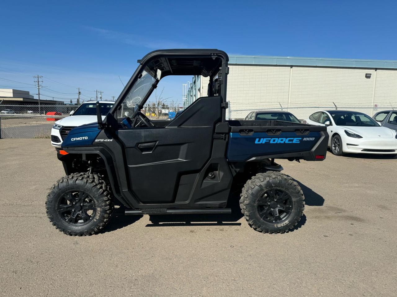2023 CFMOTO UFORCE 1000  - Photo #2