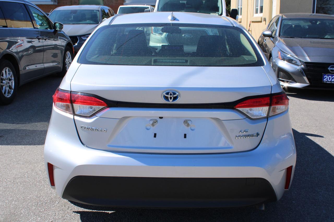 2023 Toyota Corolla Hybrid LE - Photo #2