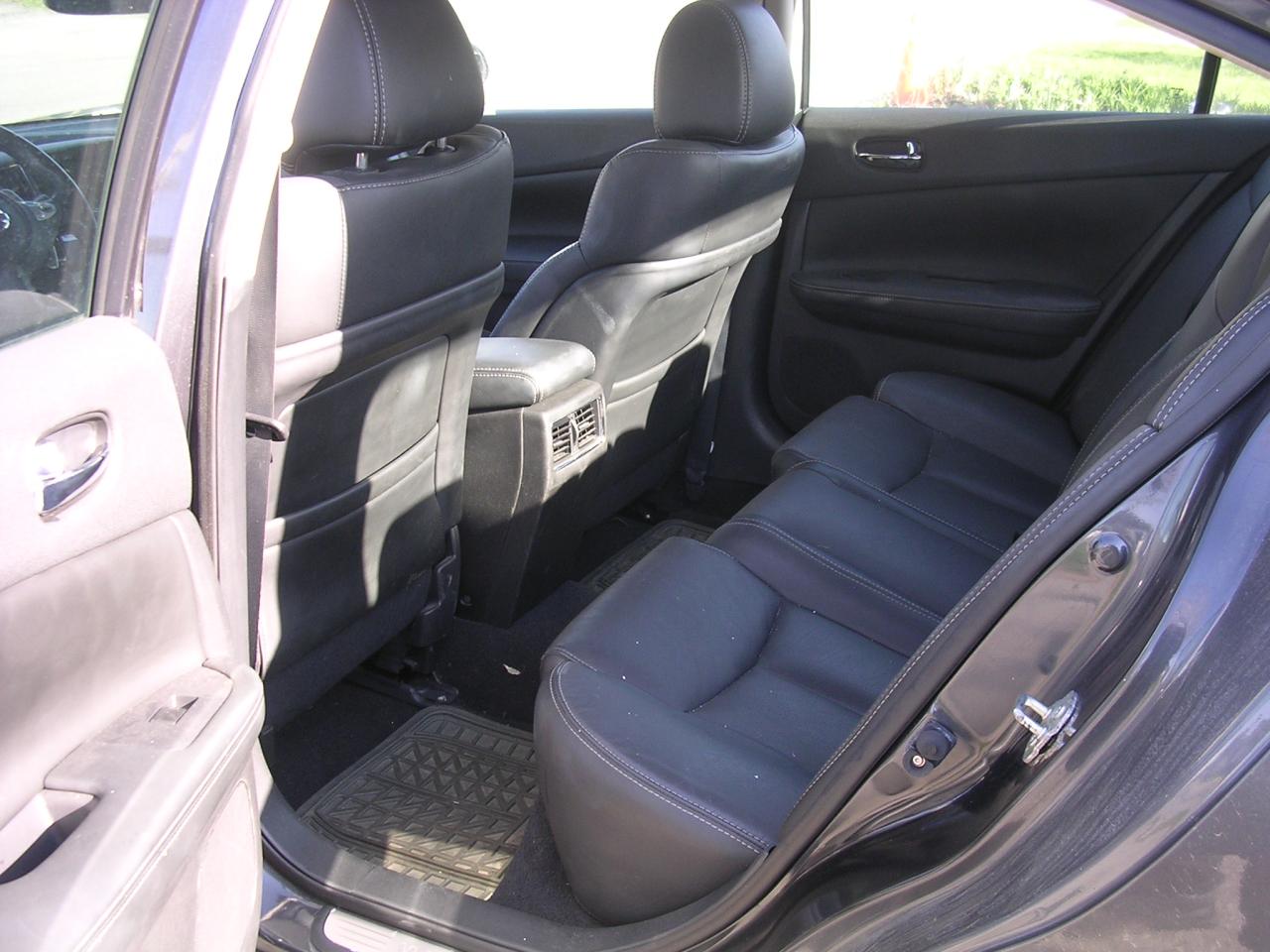 2012 Nissan Maxima 3.5 SV - Photo #6