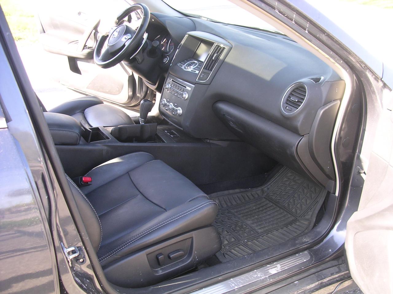 2012 Nissan Maxima 3.5 SV - Photo #9