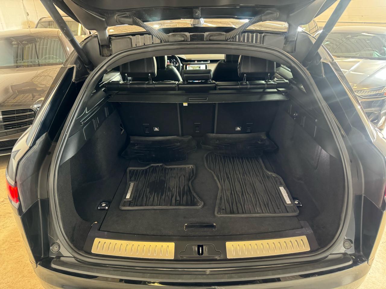 2018 Land Rover Range Rover Velar HSE|P180D|R-DYNAMIC|BACKUP|BSM|LKA|MASSAGE.|COOLED - Photo #33