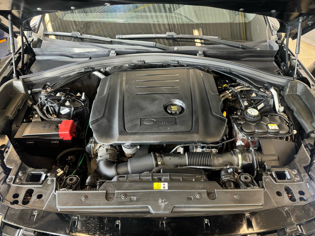 2018 Land Rover Range Rover Velar HSE|P180D|R-DYNAMIC|BACKUP|BSM|LKA|MASSAGE.|COOLED - Photo #32