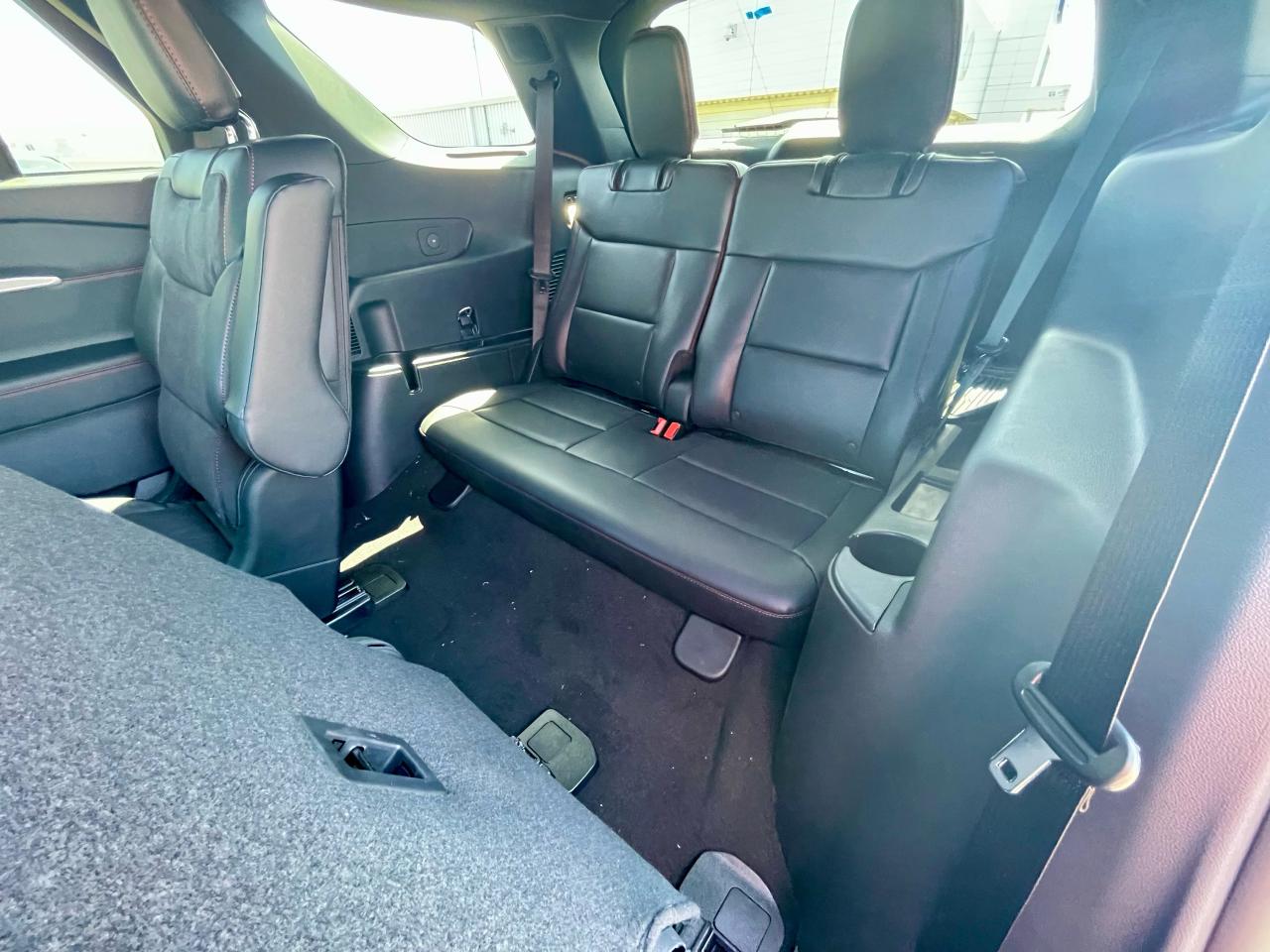 2025 Ford Explorer ST 4WD Photo5