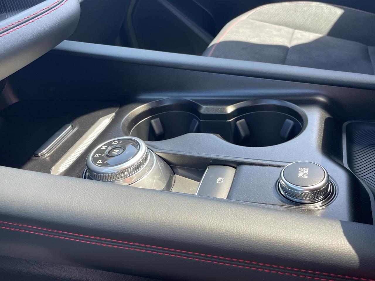 2025 Ford Explorer ST 4WD Photo5