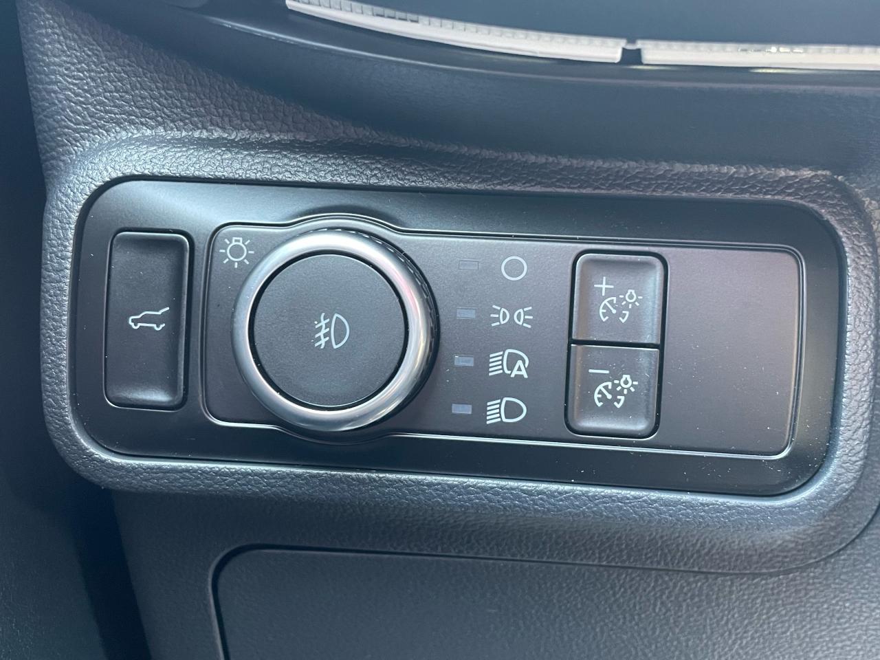 2025 Ford Explorer ST 4WD Photo5