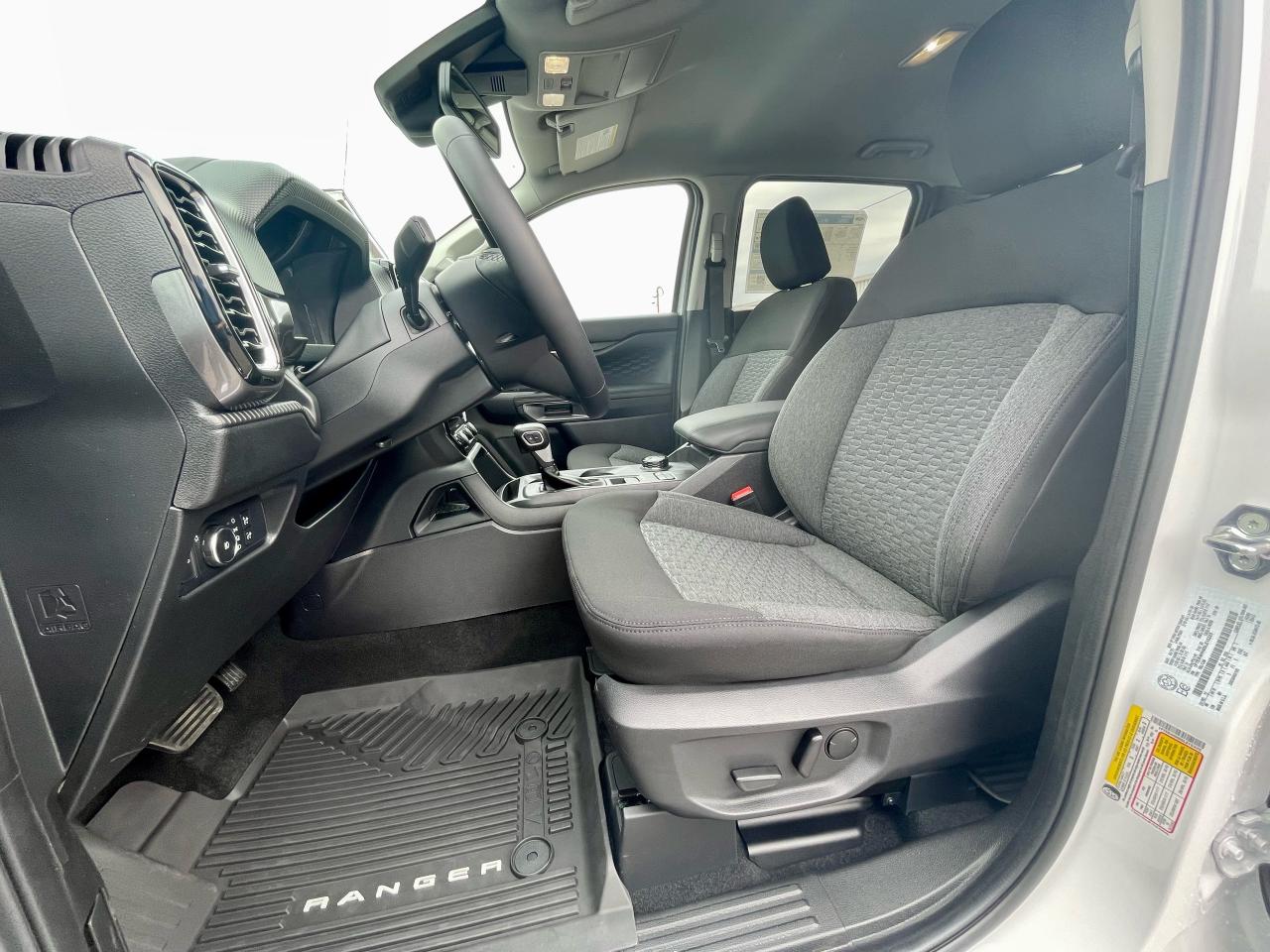 2025 Ford Ranger XLT 4WD SUPERCREW 5' BOX Photo5