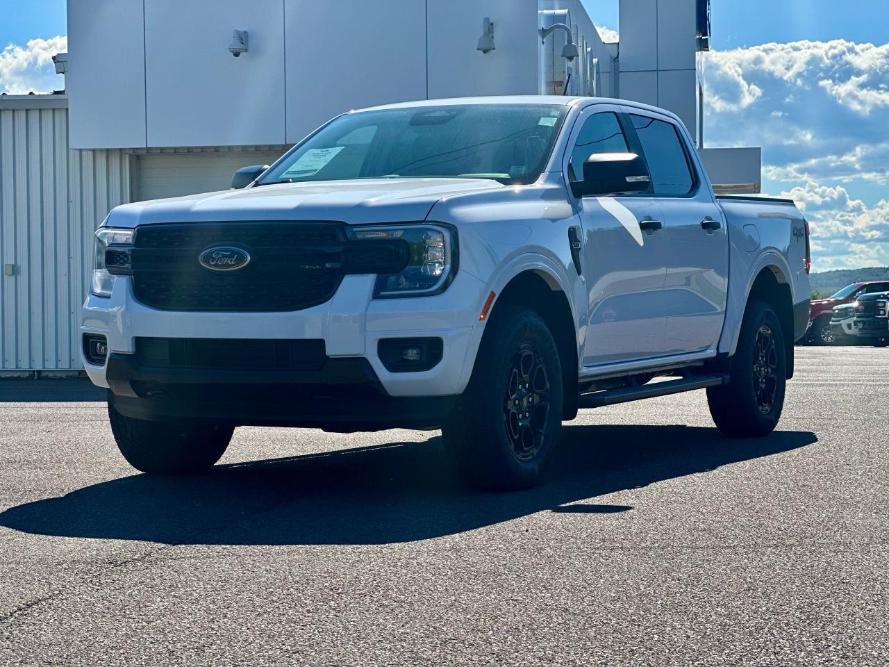 2025 Ford Ranger XLT 4WD SUPERCREW 5' BOX Photo1