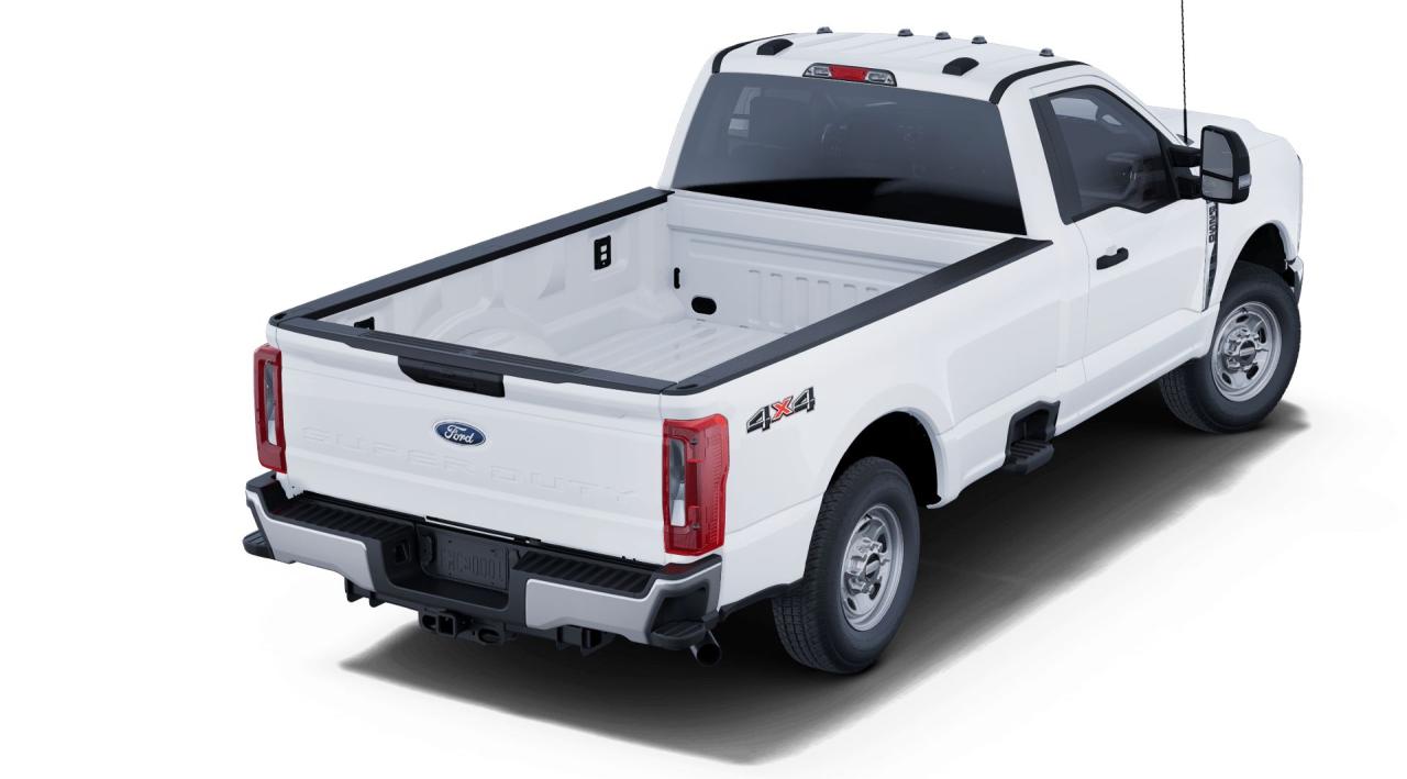2025 Ford F-250 Super Duty SRW XL 4WD Reg Cab 8' Box Photo2