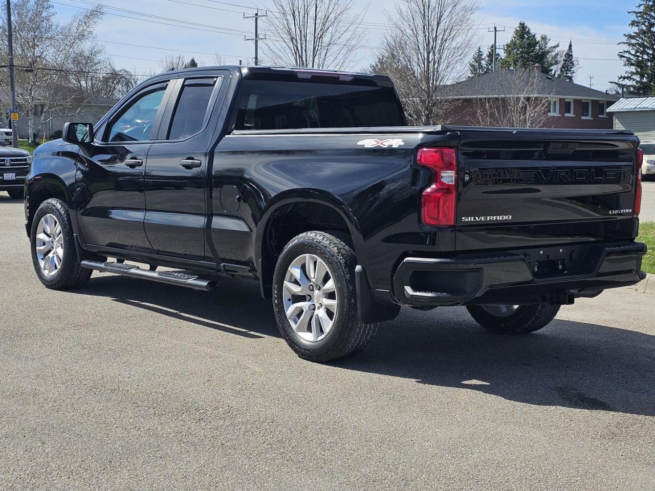 2021 Chevrolet Silverado 1500 Custom Double Cab 4WD 2.7L Turbo - Photo #7