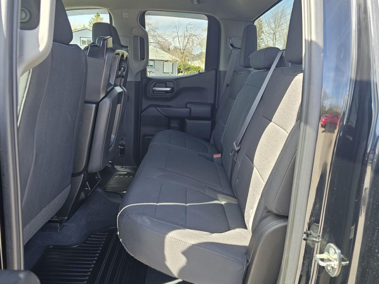 2021 Chevrolet Silverado 1500 Custom Double Cab 4WD 2.7L Turbo - Photo #21