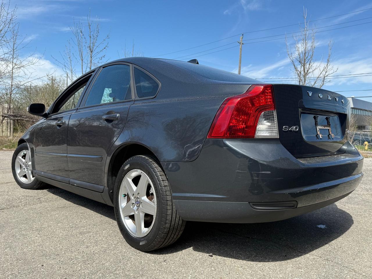 2009 Volvo S40 2.4L I5 *SAFETY INCLU*EXCELLENT COND* - Photo #4
