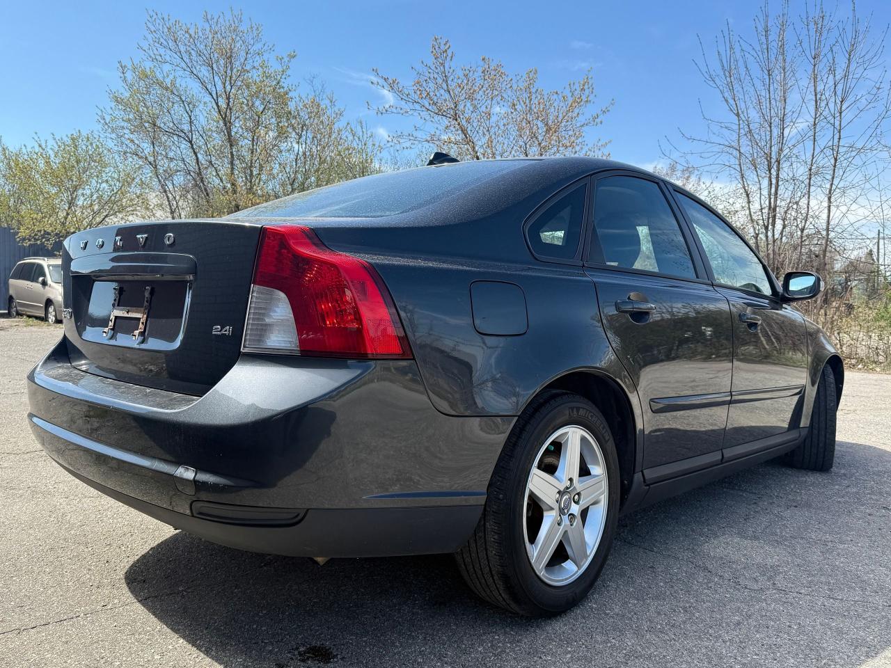 2009 Volvo S40 2.4L I5 *SAFETY INCLU*EXCELLENT COND* - Photo #6