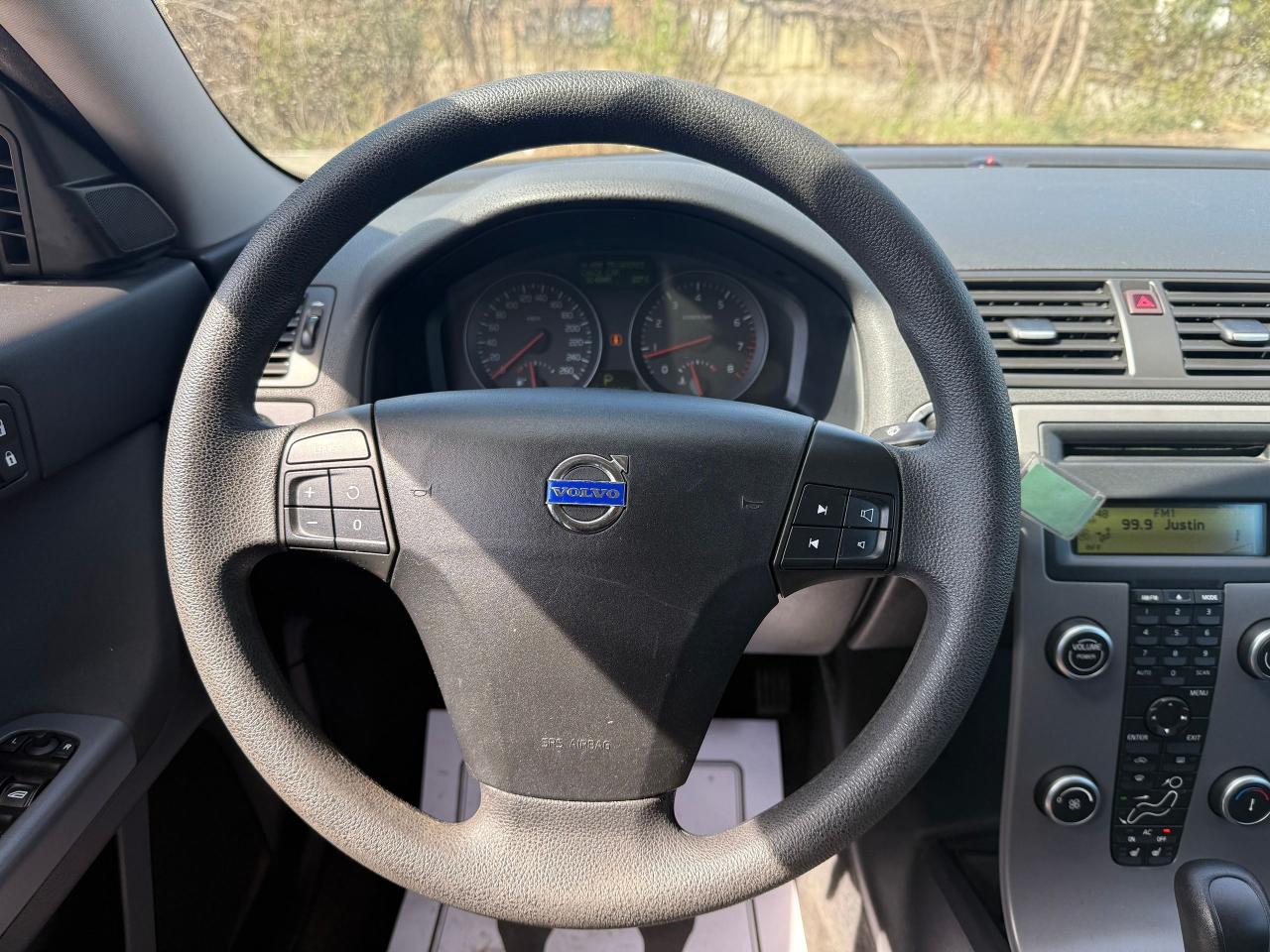 2009 Volvo S40 2.4L I5 *SAFETY INCLU*EXCELLENT COND* - Photo #9