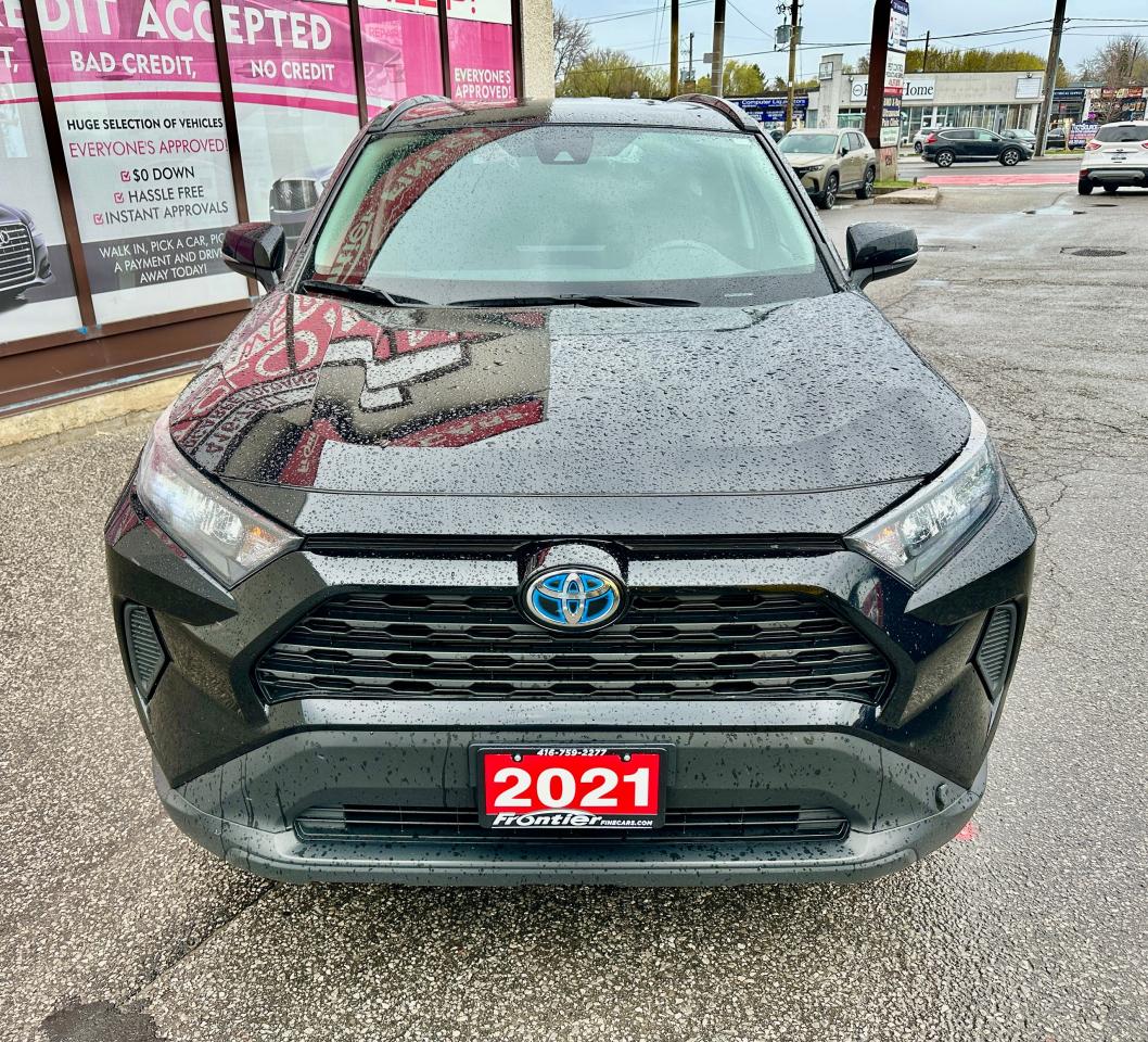 2021 Toyota RAV4 Hybrid LE Photo2