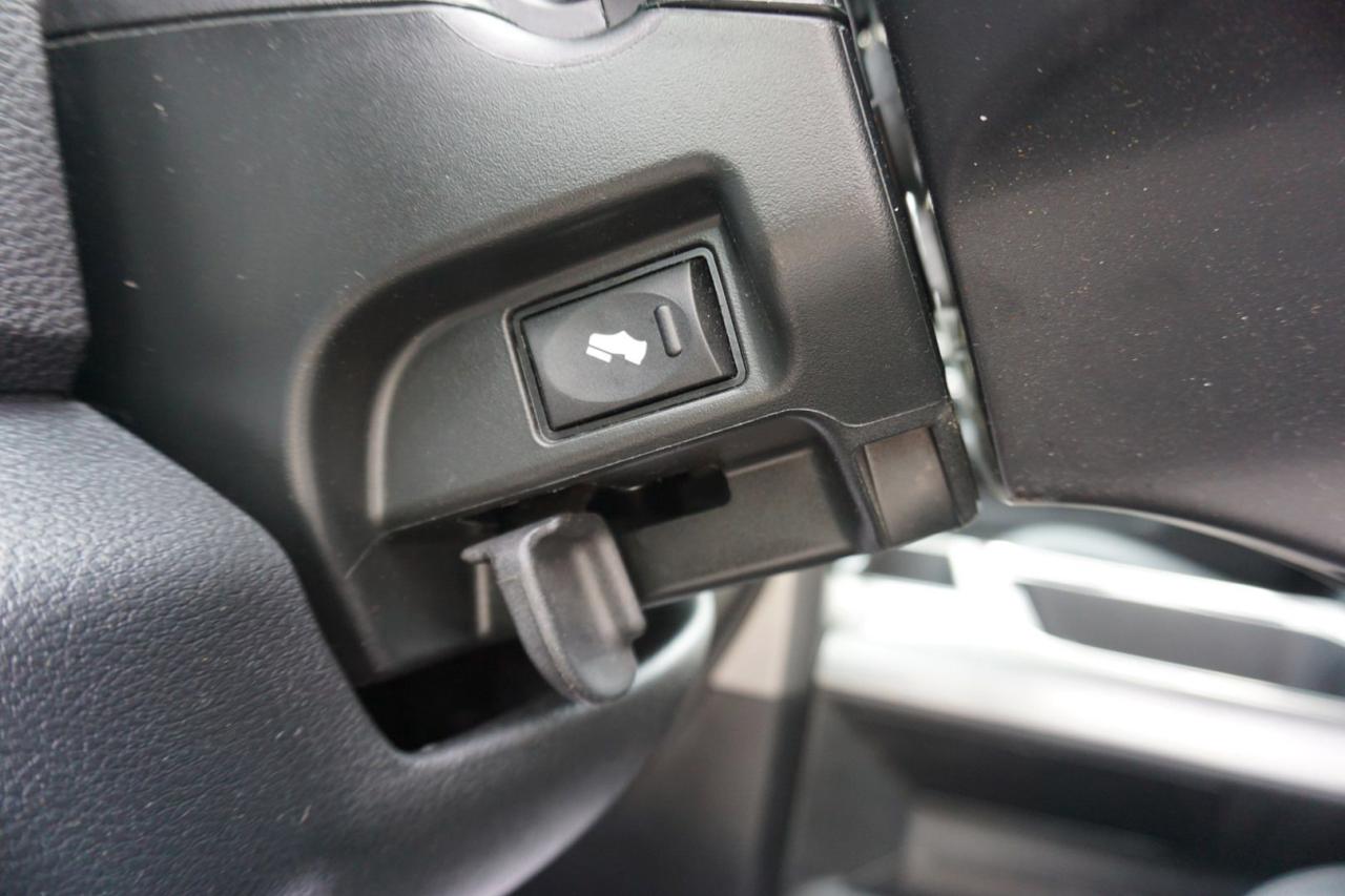 2018 RAM 1500 5.7L V8 SPORT CREW 4WD CERTIFIED *DODGE MAINTAIN* CAMERA NAV BLUETOOTH LEATHER HEATED SEATS SUNROOF CRUISE ALLOYS - Photo #34