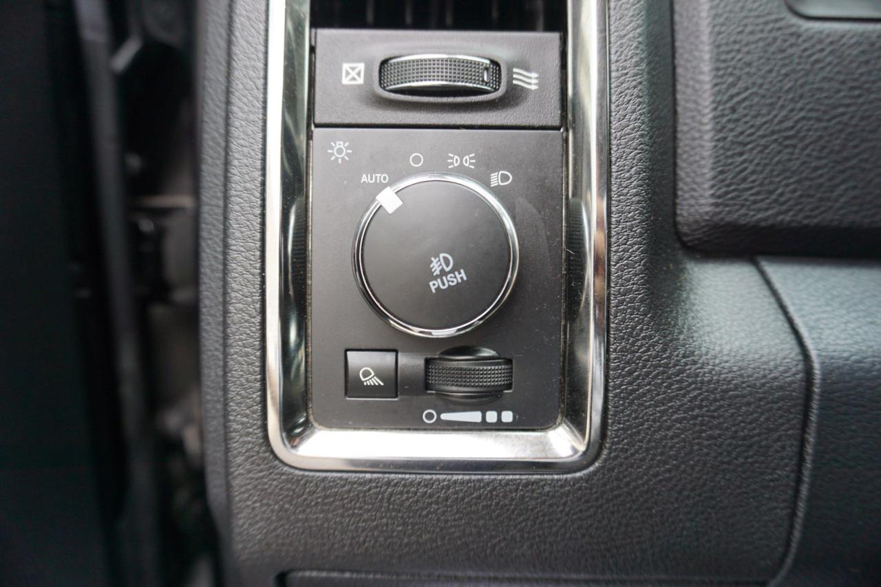 2018 RAM 1500 5.7L V8 SPORT CREW 4WD CERTIFIED *DODGE MAINTAIN* CAMERA NAV BLUETOOTH LEATHER HEATED SEATS SUNROOF CRUISE ALLOYS - Photo #33