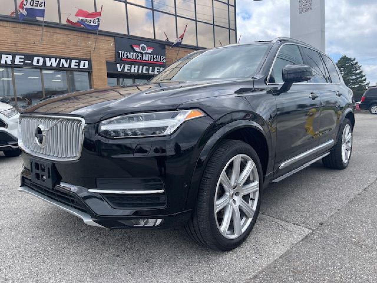 2018 Volvo XC90 T6 T6 INSCRIPTION - Photo #2